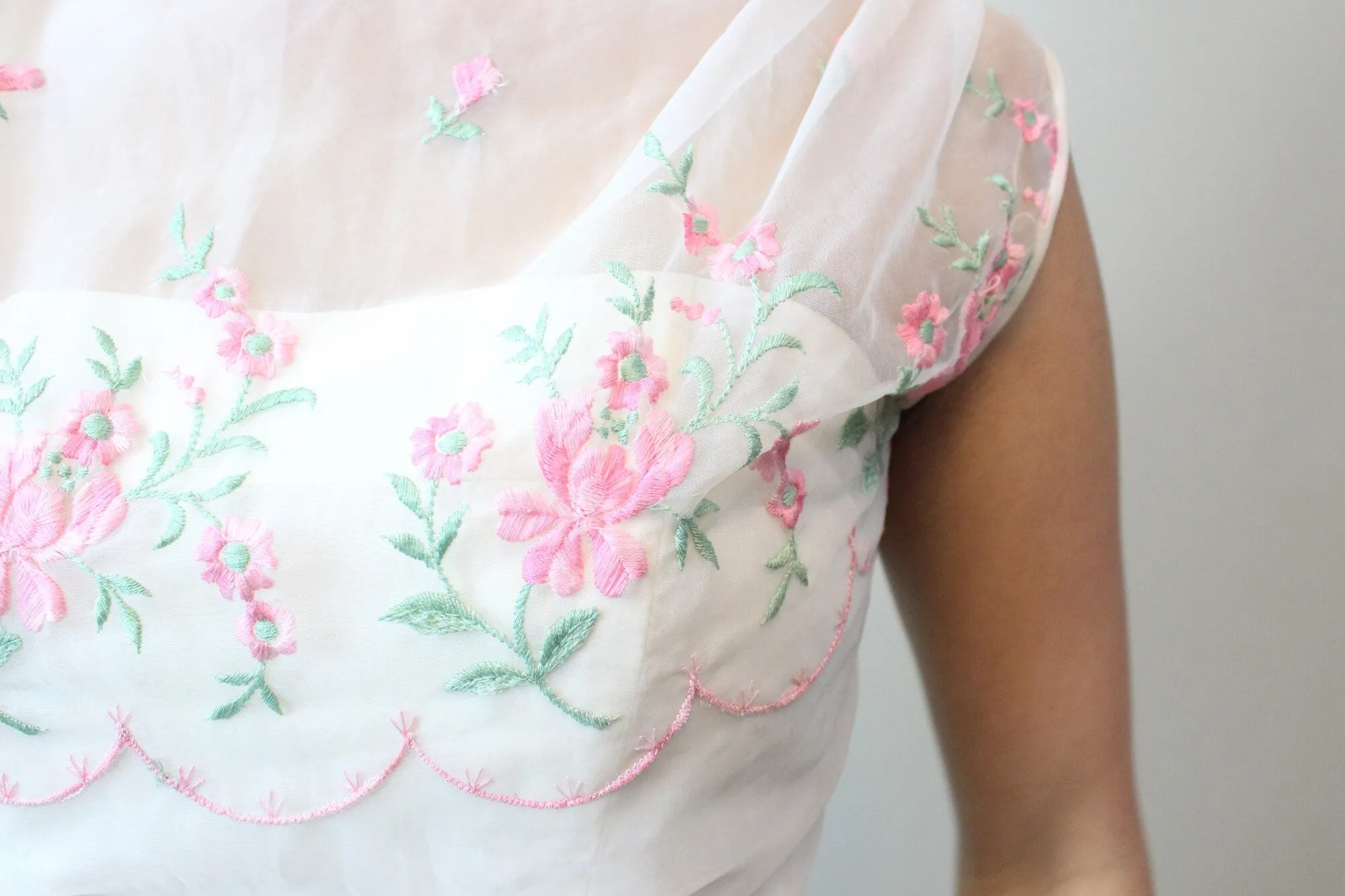 1950s ORGANZA PINK ROSE embroidered dress xxs  | new spring