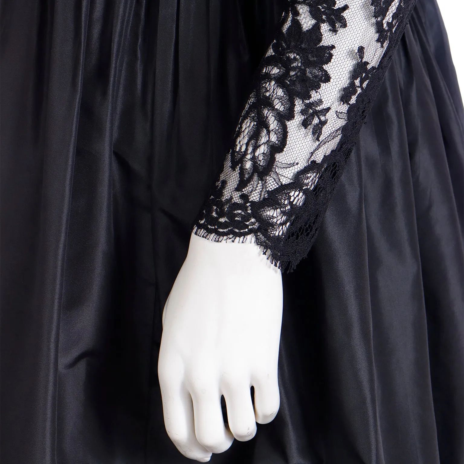 1980s Elizabeth Arden Richilene Black Lace & Taffeta Dress Vintage Evening Gown