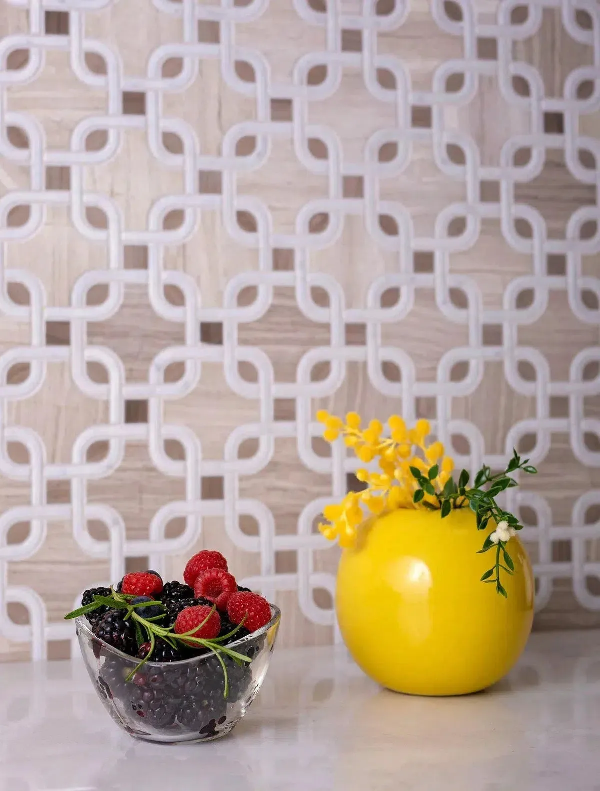 Chains Wooden Beige & White Carrara Marble Mosaic Tile