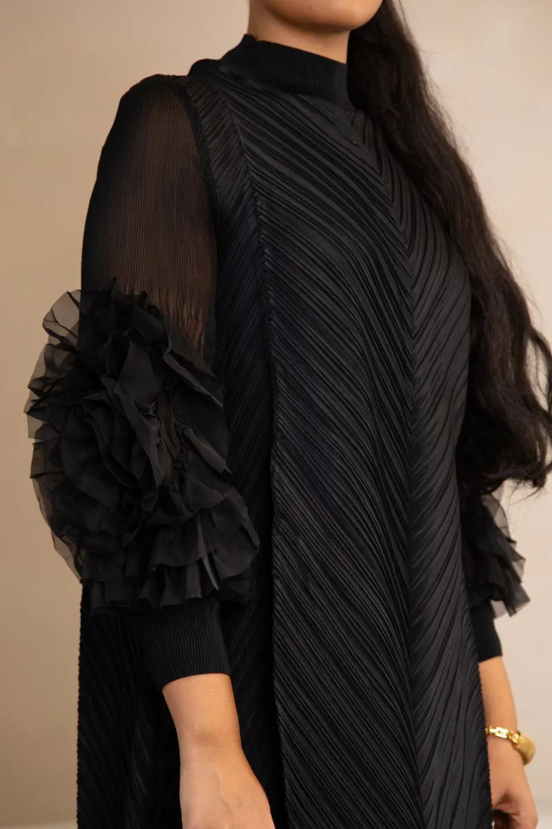 DIVINE PLEATED DRESS - BLACK