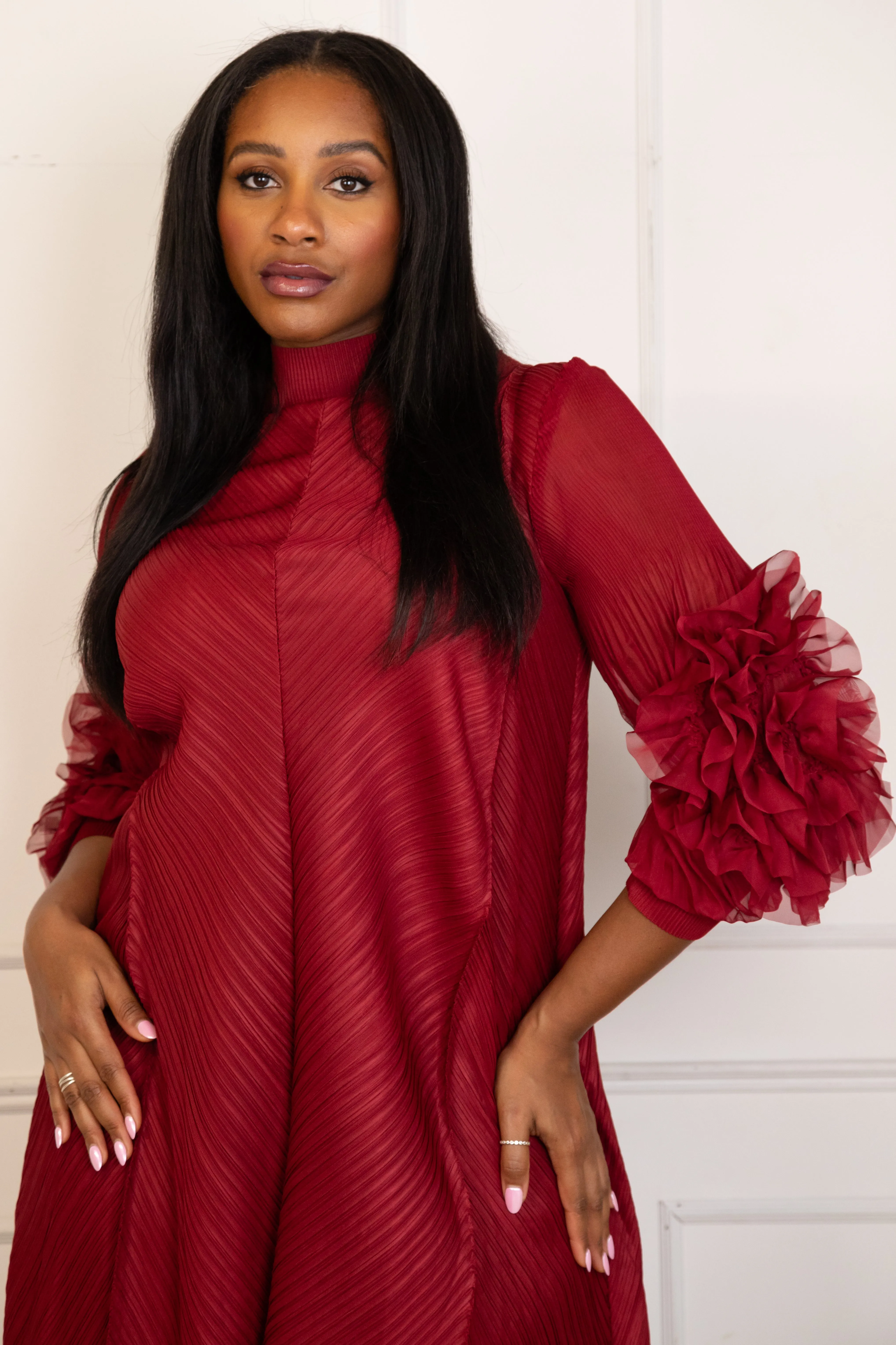 DIVINE PLEATED DRESS - WINE