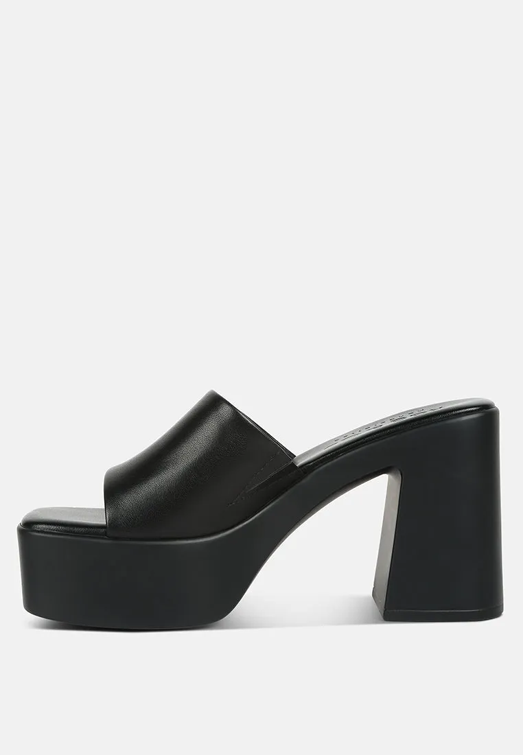 SCANDAL Slip on Block Heel Sandals in Black