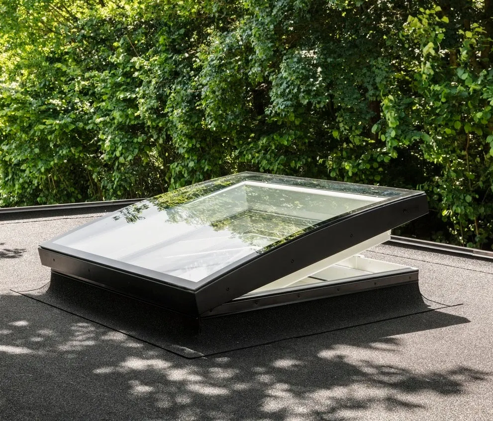 VELUX CVU 150100 1093 INTEGRA® SOLAR Curved Glass Rooflight Package 150 x 100 cm (Including CVU Double Glazed Base & ISU Curved Glass Top Cover)