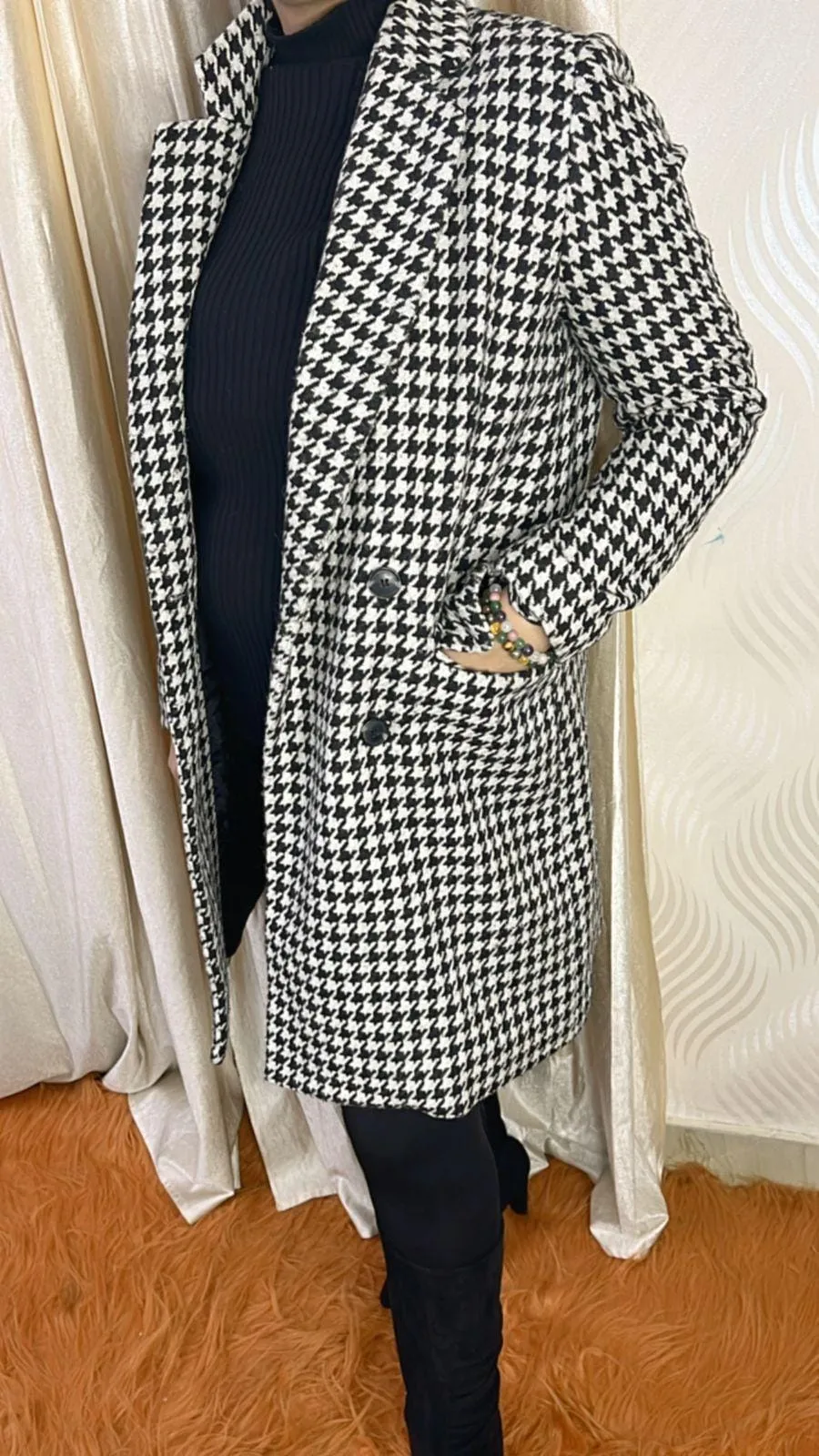 Winter coat ( mid length)